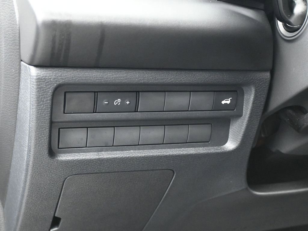 Used 2022 Mitsubishi Outlander SE image 15