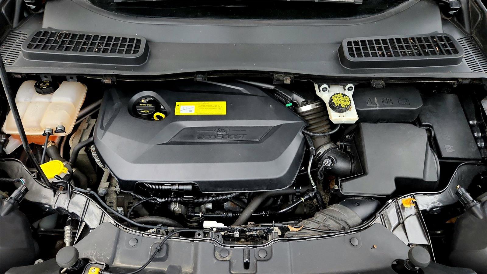 Used 2015 Ford Escape SE image 27