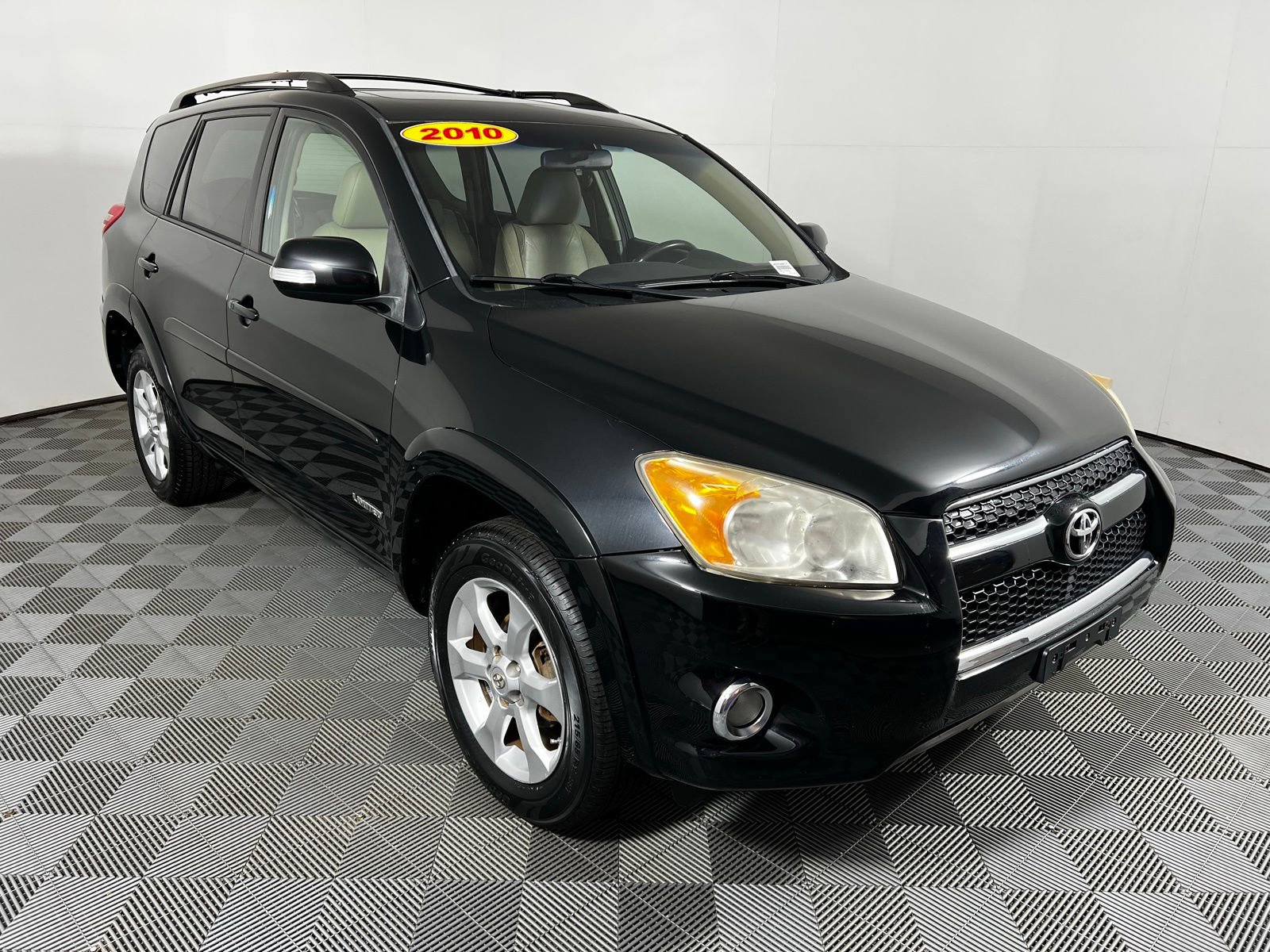 Used 2010 Toyota RAV4 Limited image 3