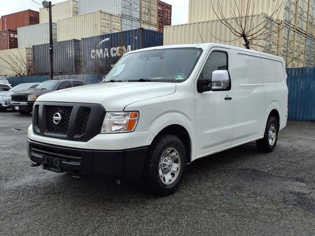 Used 2016 Nissan NV 3500 SV image 3
