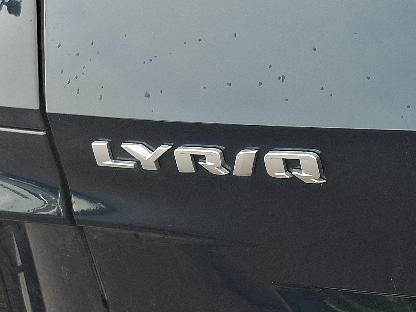 Certified 2024 Cadillac Lyriq Luxury AWD/4WD image 29