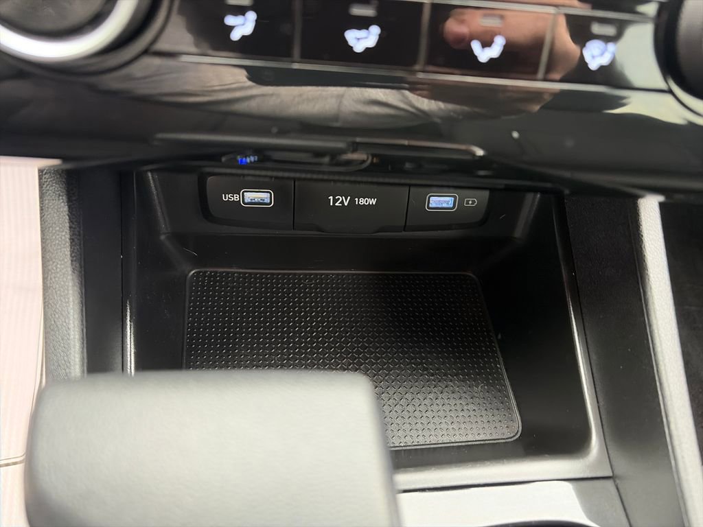 Used 2024 Hyundai Tucson SE image 22