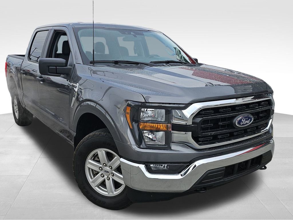 Used 2023 Ford F150 XLT w/ Trailer Tow Package image 10