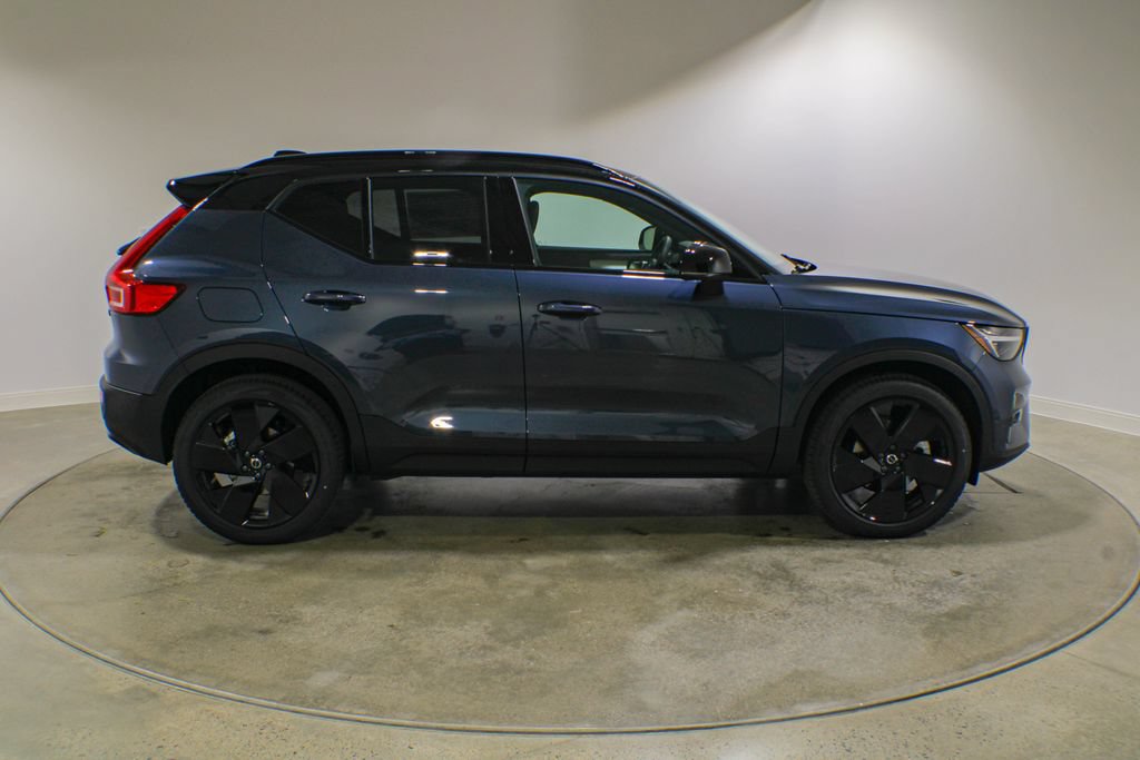 New 2026 Volvo XC40 B5 Ultra w/ Climate Package AWD/4WD image 6