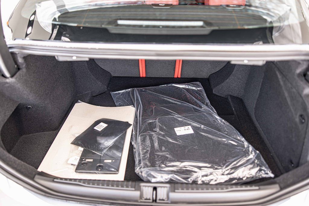 New 2025 Alfa Romeo Giulia AWD w/ Driving Assist Package image 17