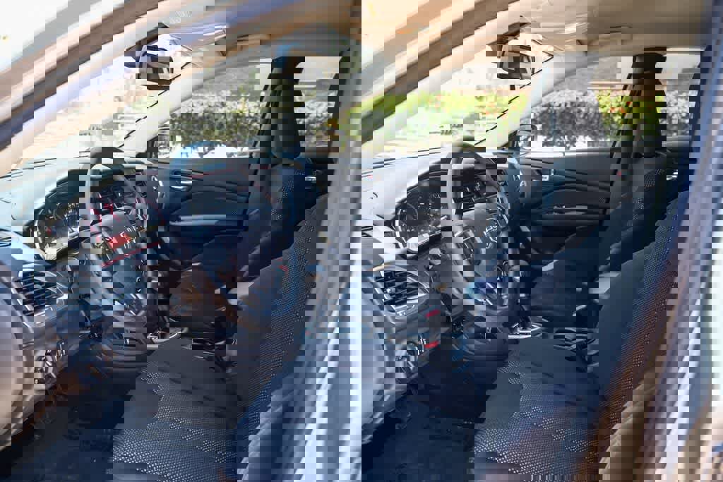 Used 2016 Dodge Dart SE w/ Convenience Group image 16