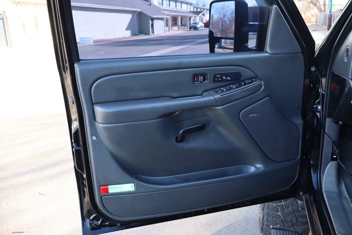 Used 2007 Chevrolet Silverado 3500 LT w/ Heavy-Duty Power Package AWD/4WD image 24