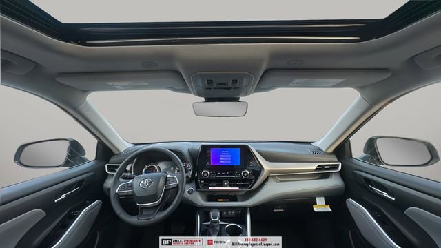 New 2026 Toyota Highlander XLE image 10