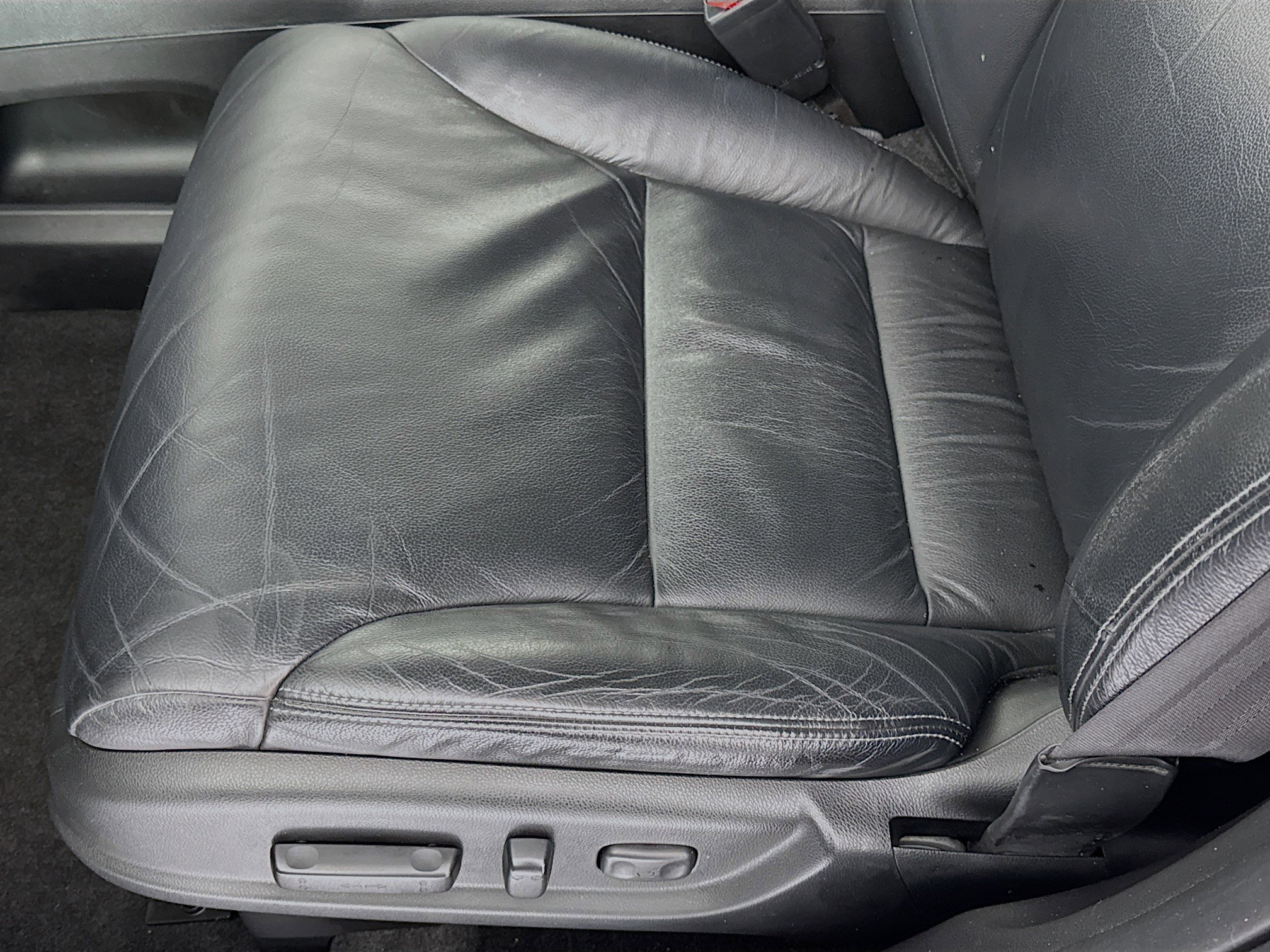 Used 2012 Honda CR-V EX-L image 19