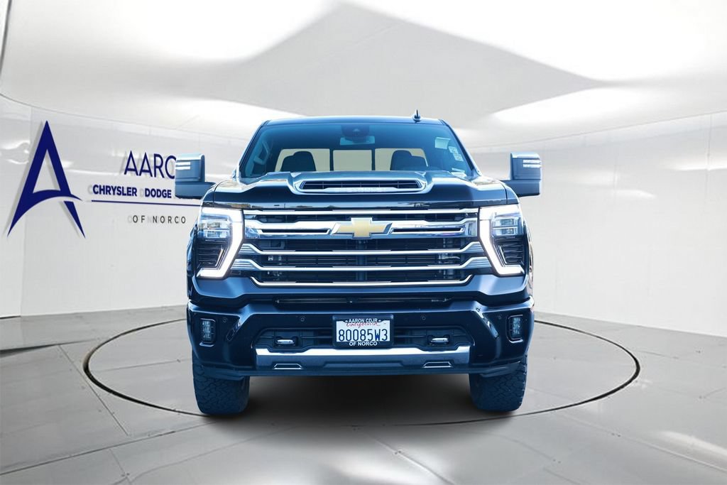 Used 2024 Chevrolet Silverado 2500 High Country AWD/4WD image 4