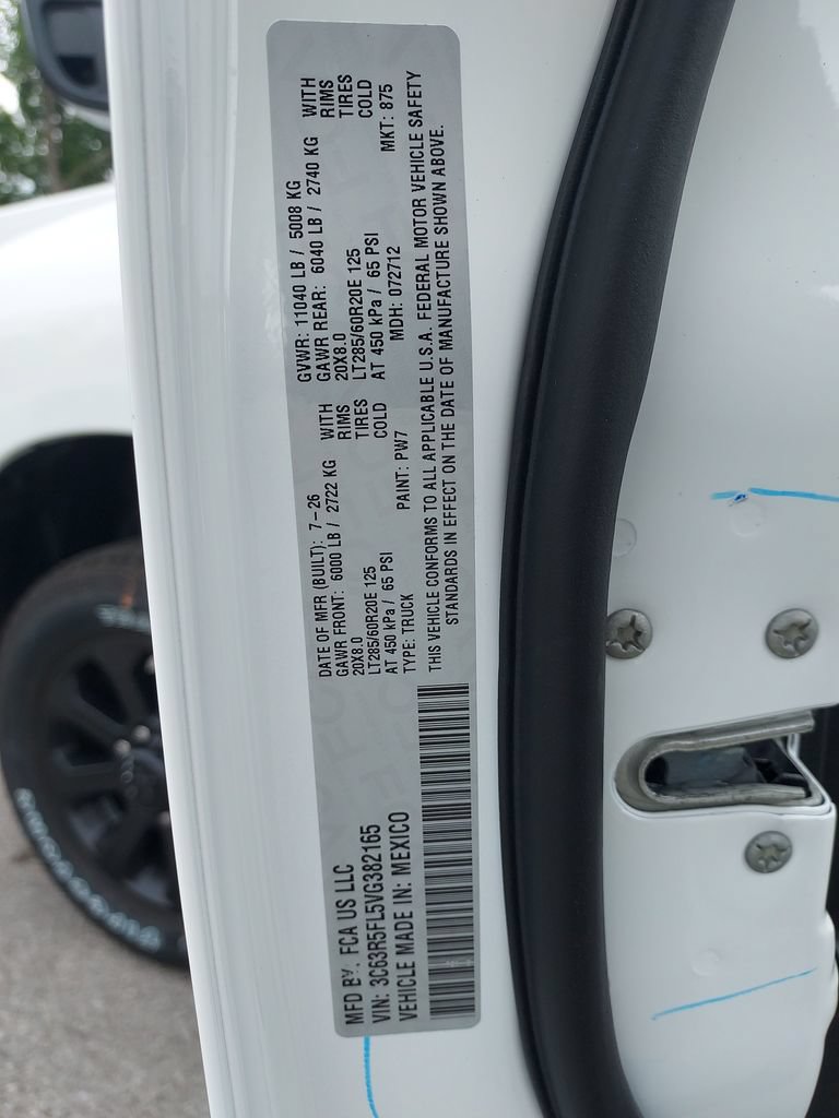 New 2027 RAM 2500 Laramie w/ Night Edition AWD/4WD image 24