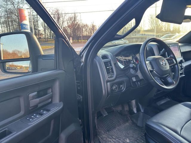 Used 2025 RAM 2500 Tradesman w/ Chrome Appearance Group AWD/4WD image 8
