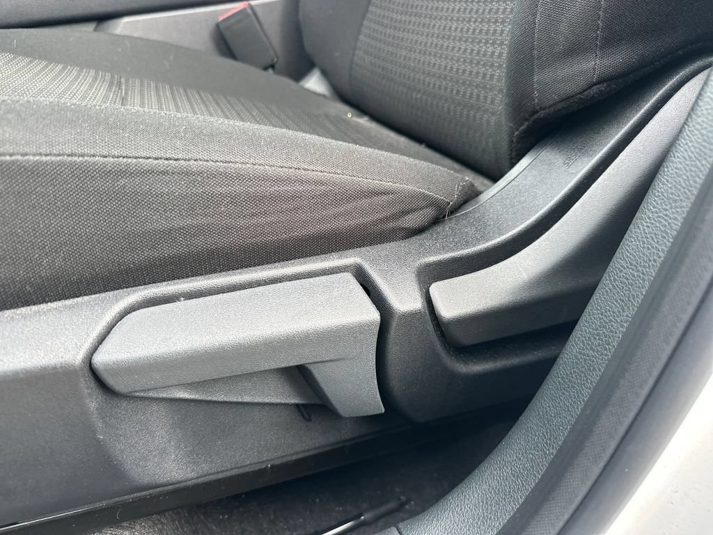 Used 2025 Nissan Kicks S FWD image 46