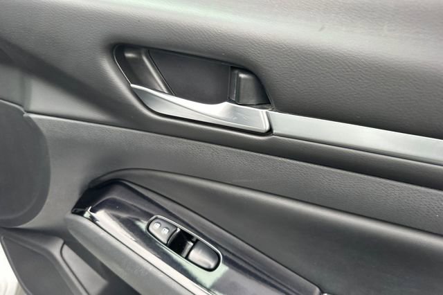 Used 2023 Nissan Altima 2.5 SV image 18
