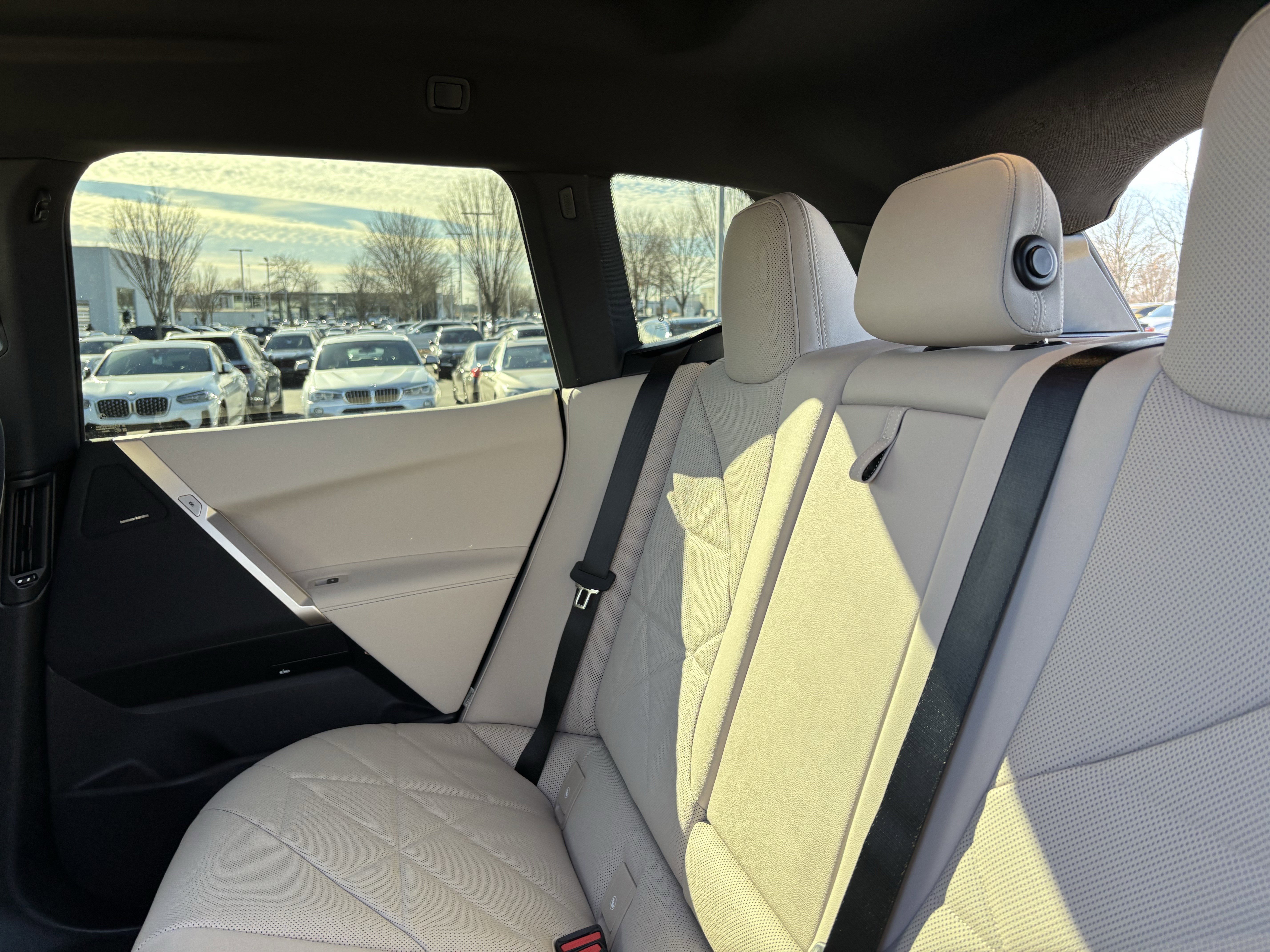 New 2026 BMW iX xDrive60 image 34