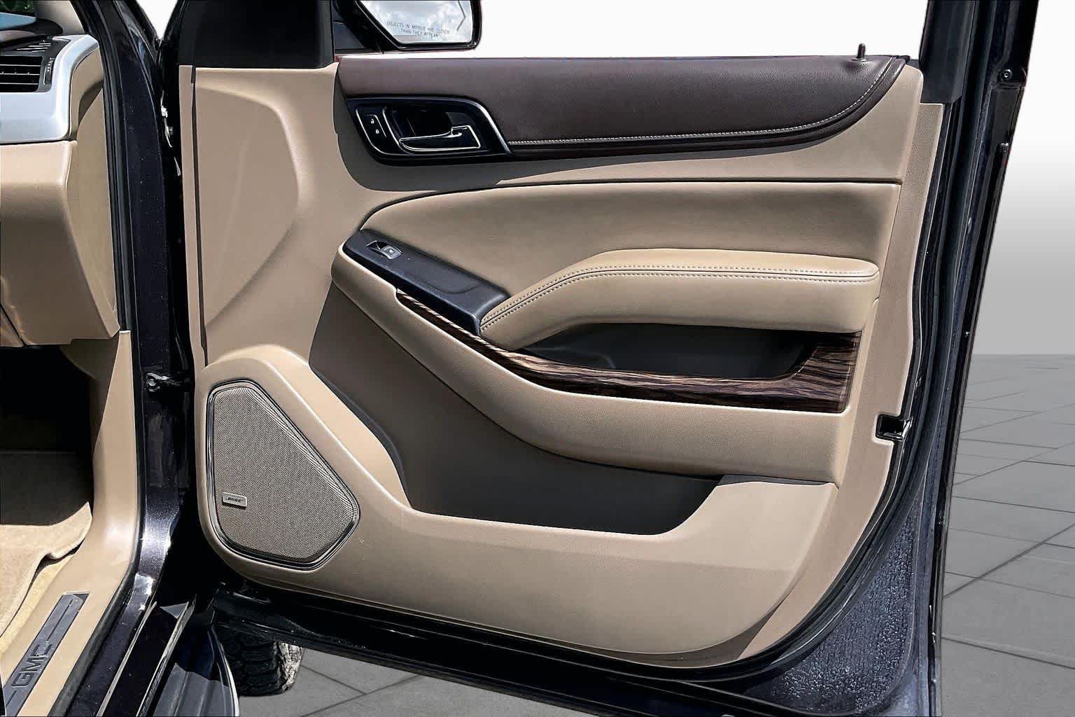 Used 2018 GMC Yukon SLT w/ Premium Edition RWD image 23