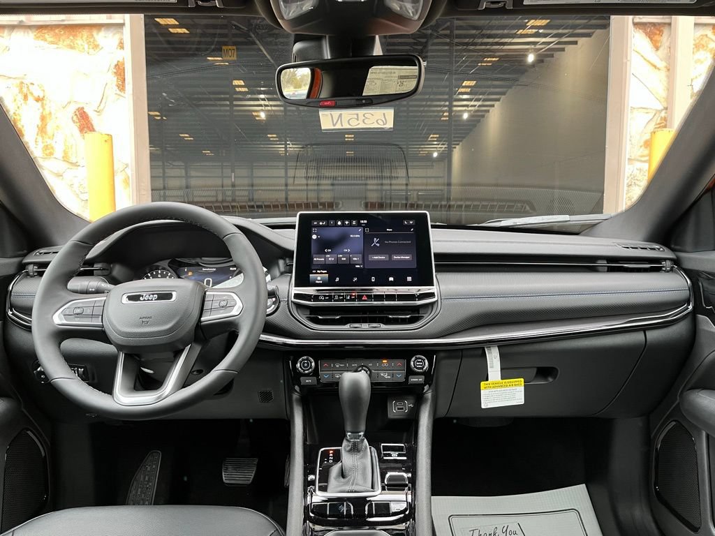 New 2026 Jeep Compass Latitude AWD/4WD image 23