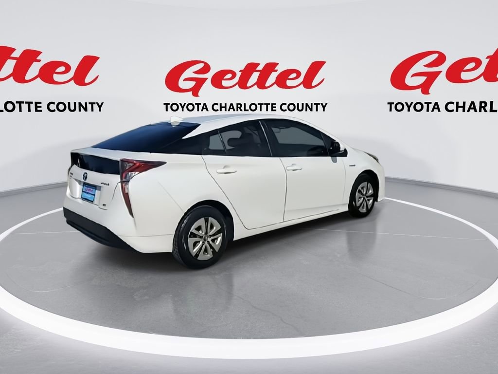 Used 2016 Toyota Prius Two image 8
