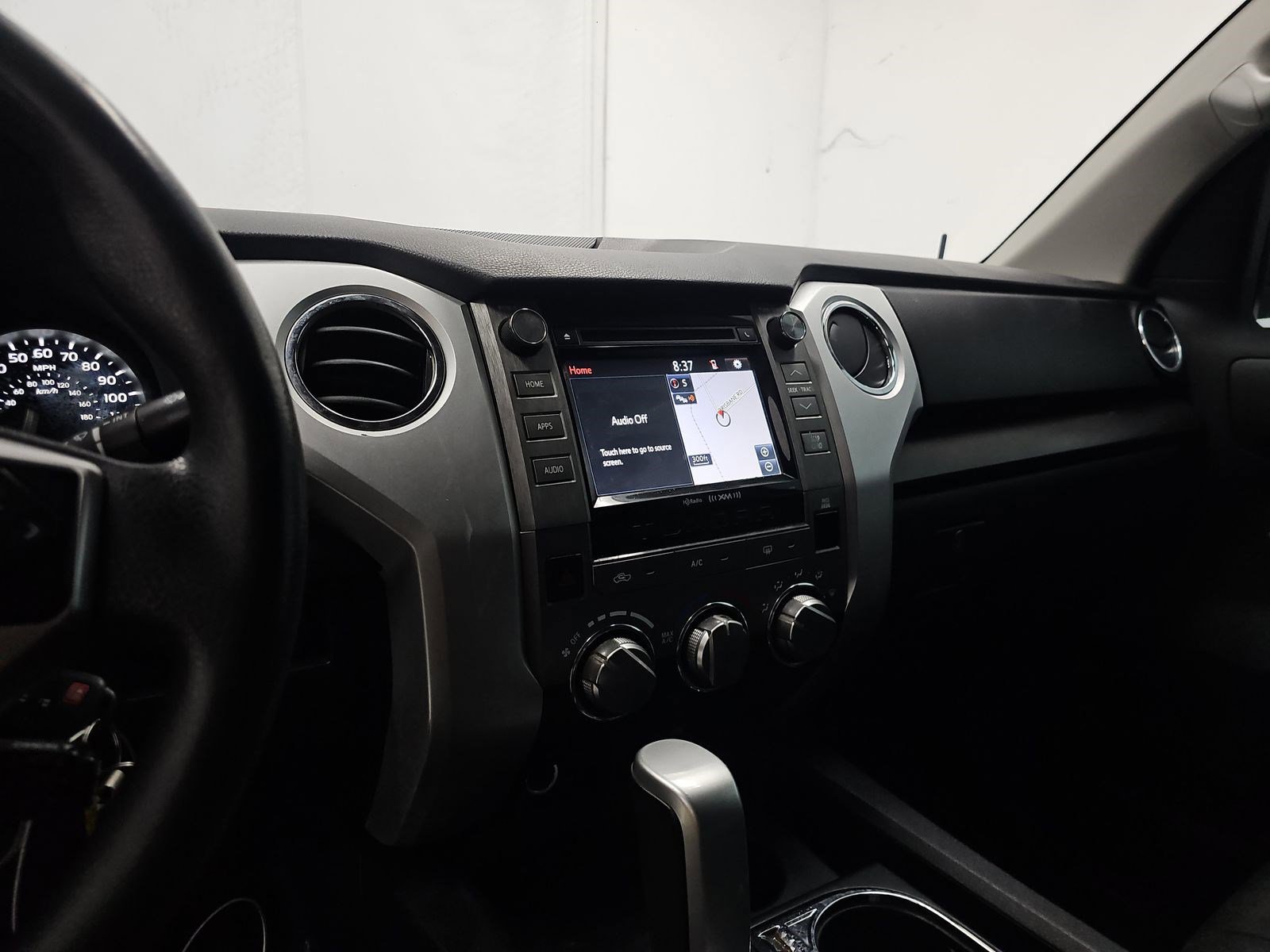 Used 2019 Toyota Tundra SR5 w/ SR5 Upgrade Package image 10