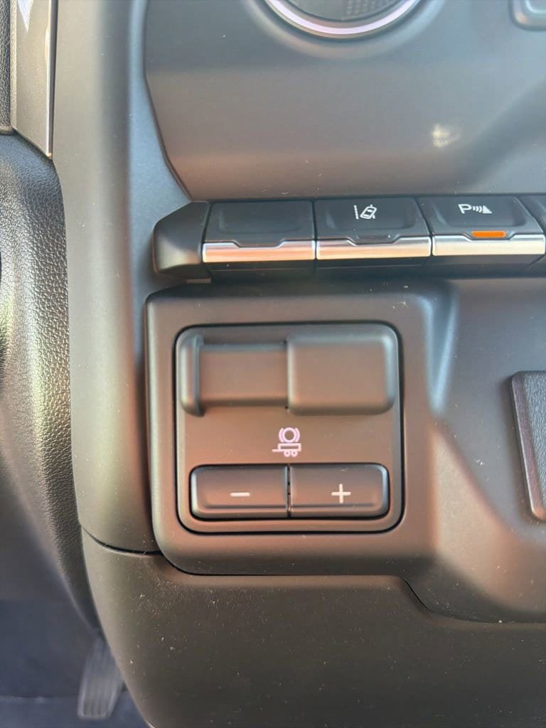 New 2026 Chevrolet Silverado 2500 Custom w/ Custom Value Package AWD/4WD image 19