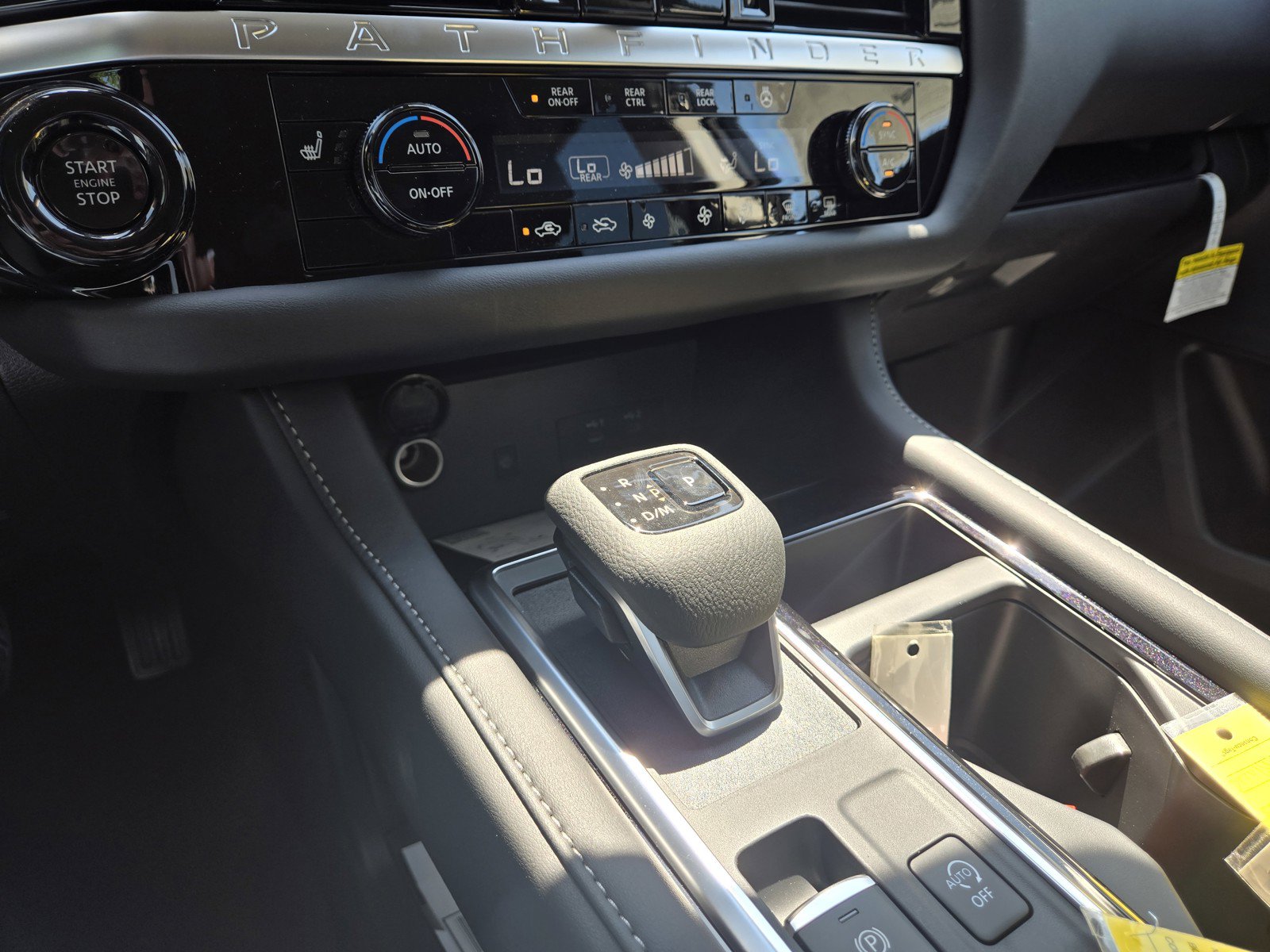 New 2026 Nissan Pathfinder SL AWD/4WD image 15