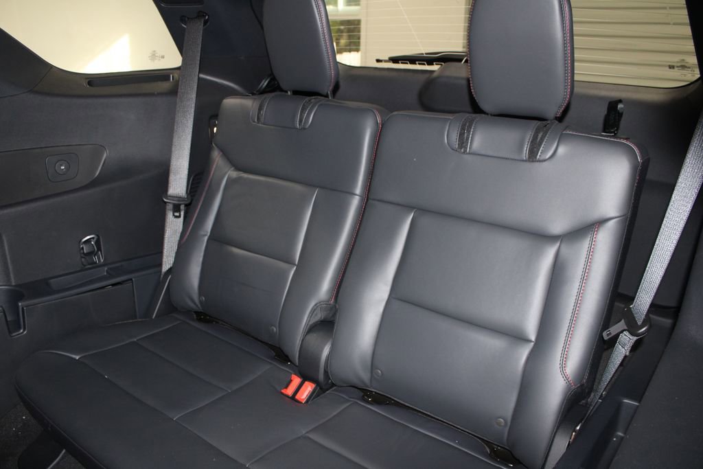 New 2026 Ford Explorer ST-Line w/ ST-Line Street Pack image 26