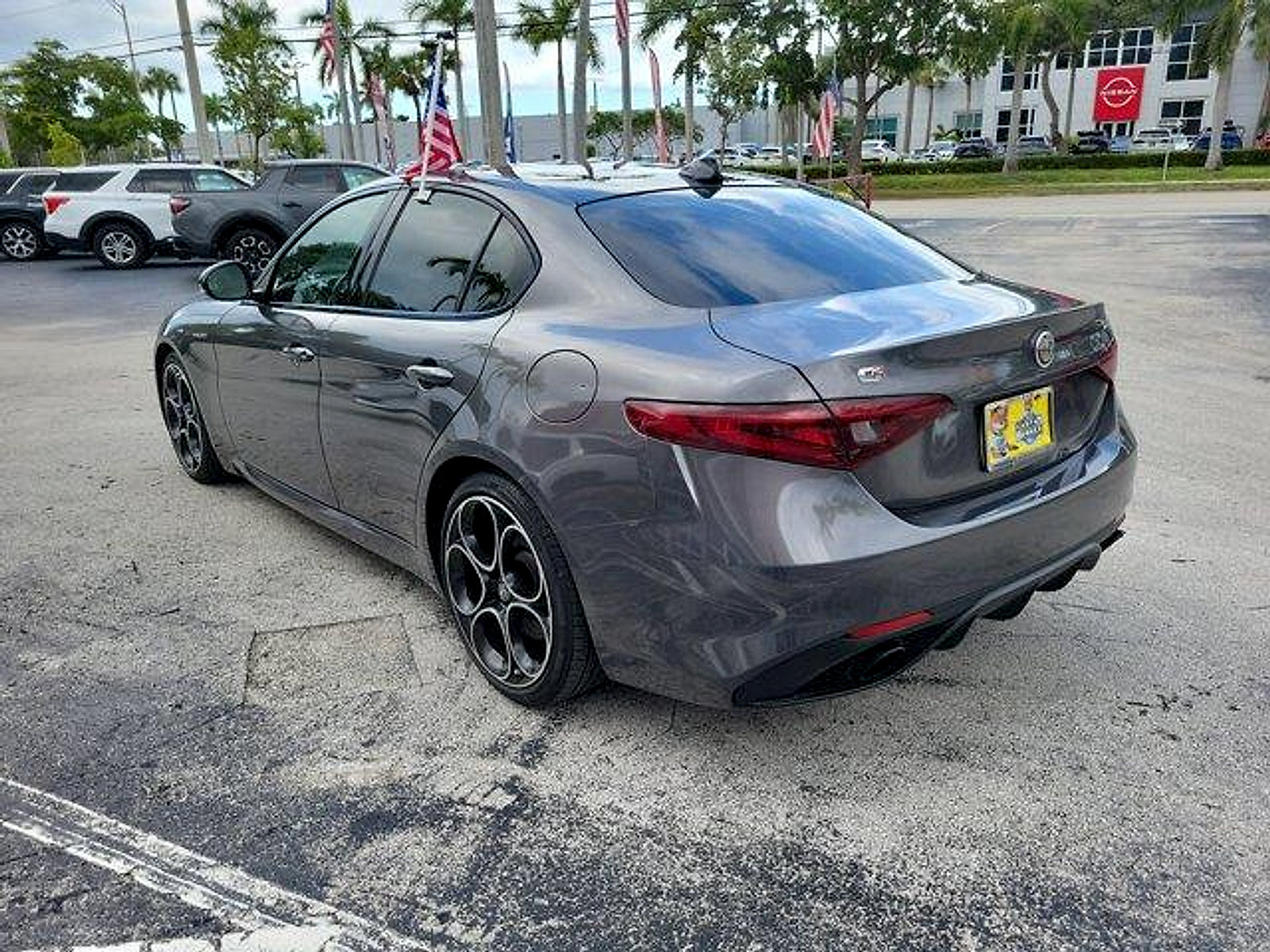 Used 2022 Alfa Romeo Giulia Veloce RWD image 5