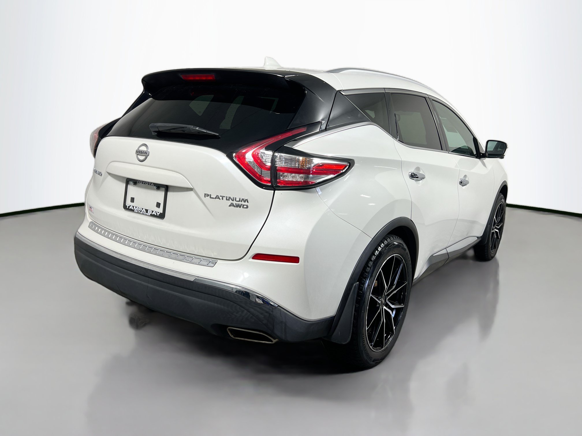 Used 2017 Nissan Murano Platinum w/ Platinum Technology Package AWD/4WD image 4