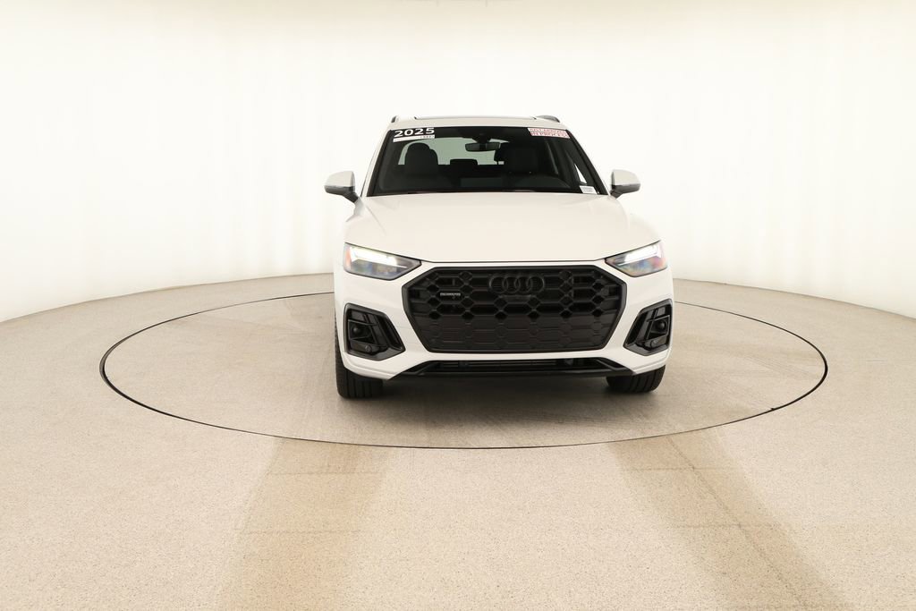 Certified 2025 Audi Q5 e Premium Plus w/ Premium Plus Package image 11