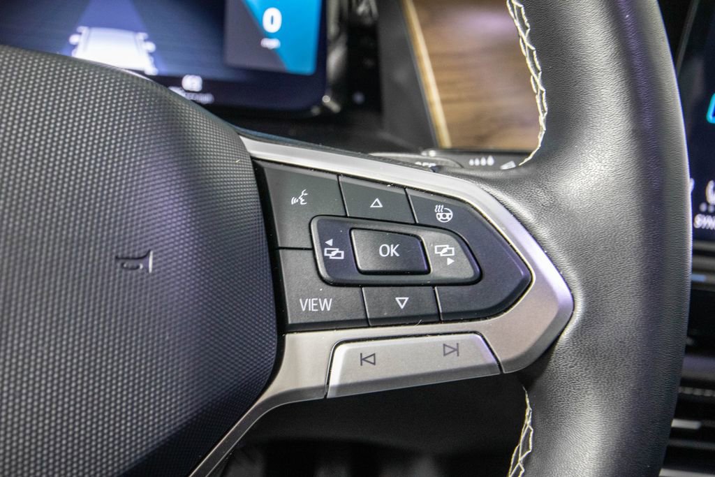 Used 2024 Volkswagen Atlas SE image 23