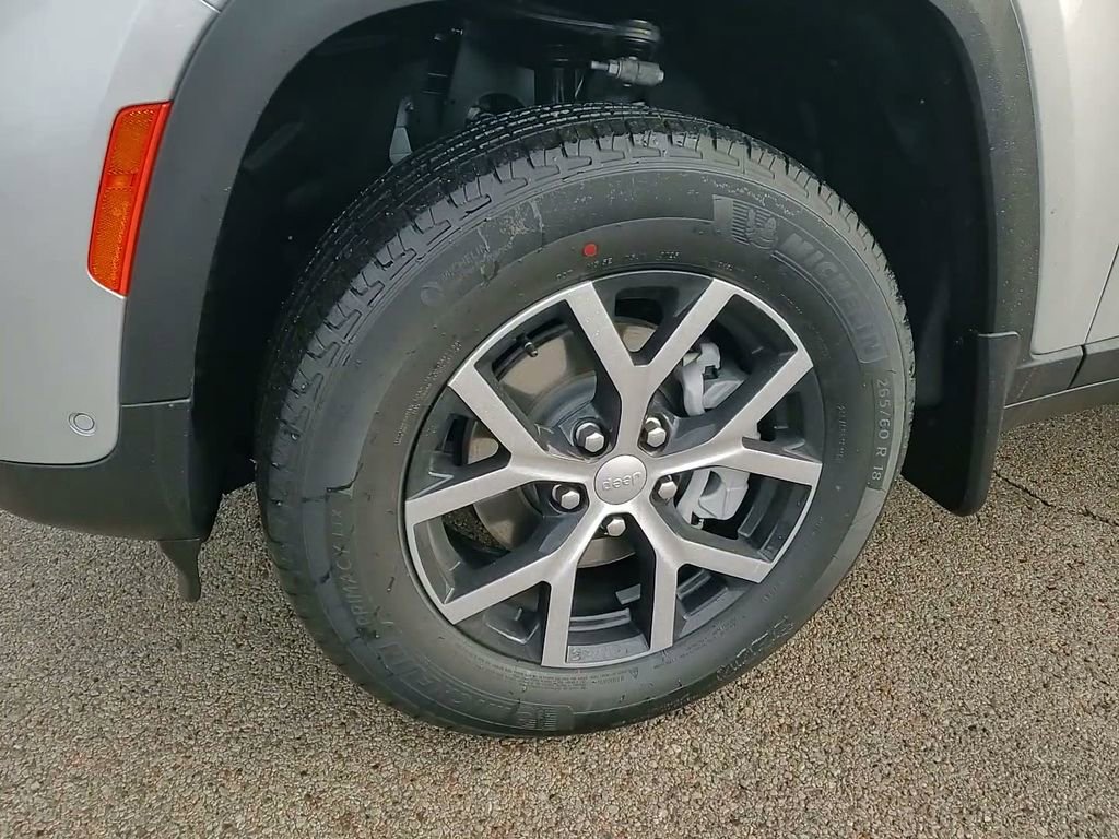 New 2025 Jeep Grand Cherokee Limited w/ Luxury Tech Group II image 20