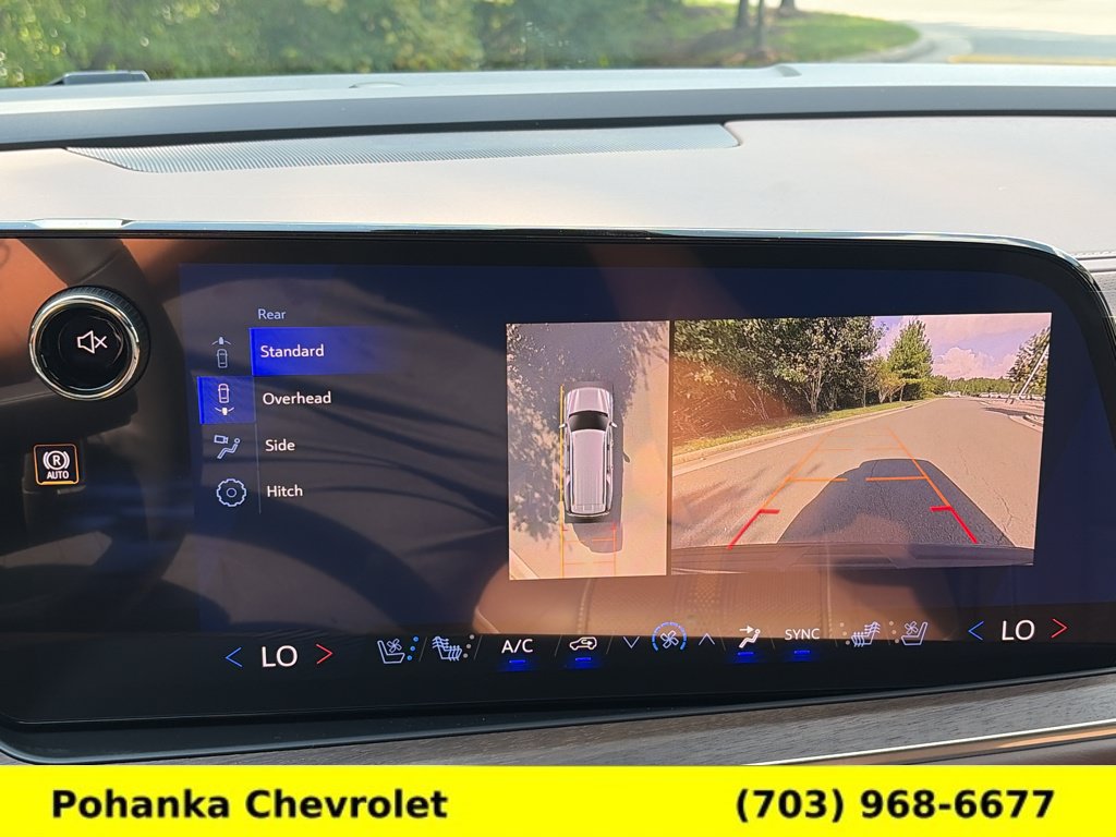 New 2026 Chevrolet Suburban High Country w/ Sun And Tow Package AWD/4WD image 16