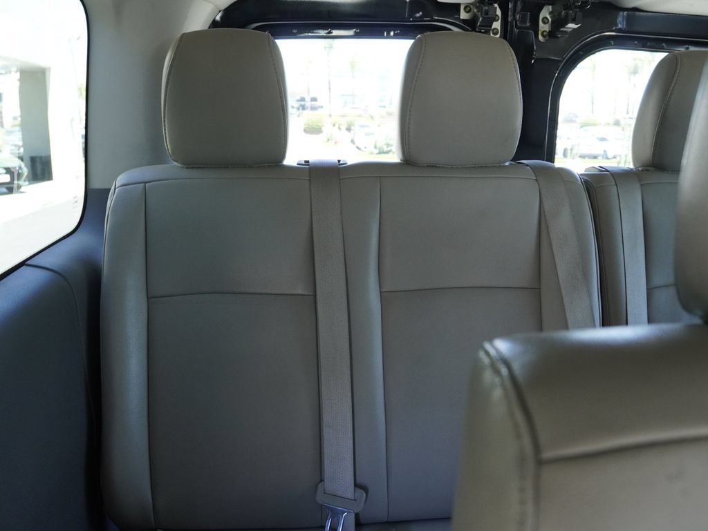 Used 2020 Nissan NV 3500 SL RWD image 25