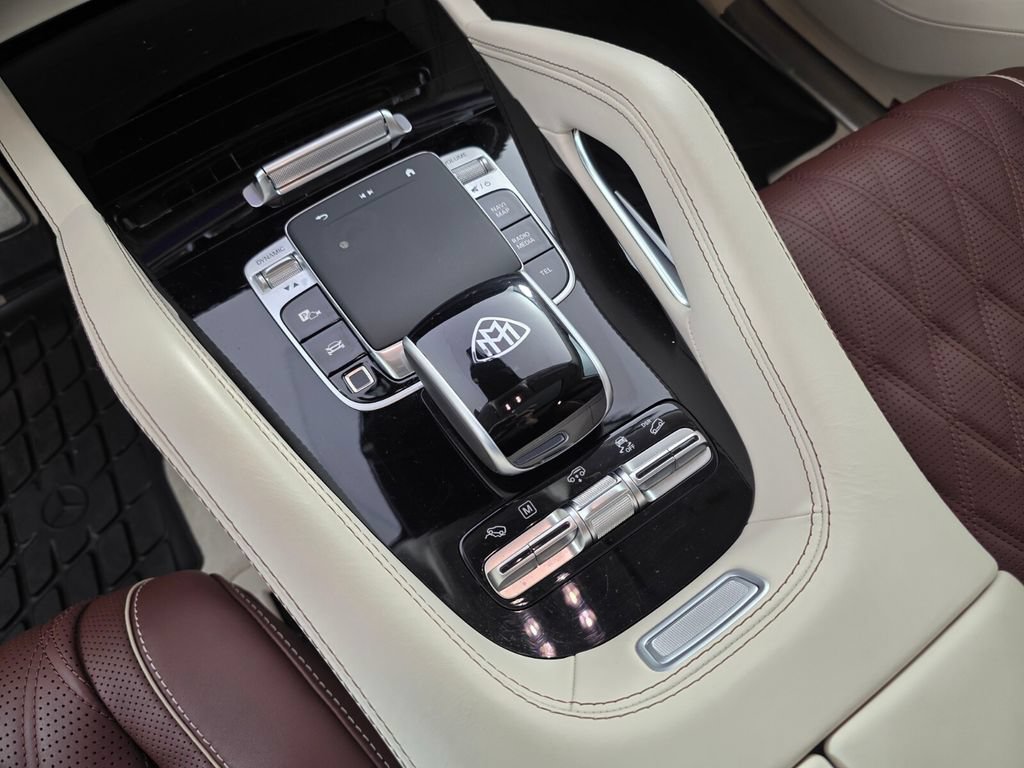 Certified 2025 Mercedes-Benz Maybach GLS 600 4MATIC image 27