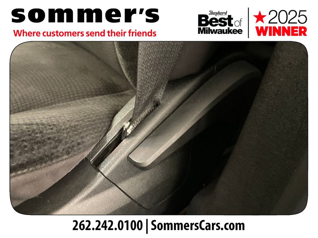 Used 2018 Dodge Grand Caravan SE image 10