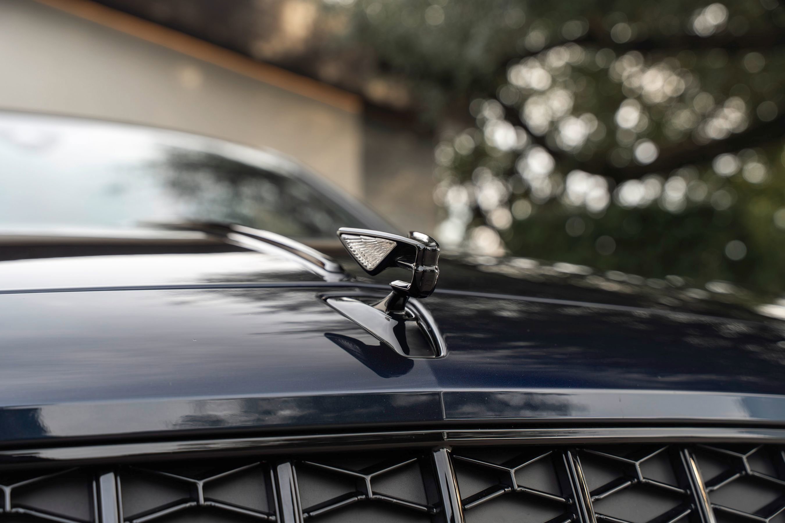 Certified 2026 Bentley Flying Spur Plug-In Hybrid AWD/4WD image 11