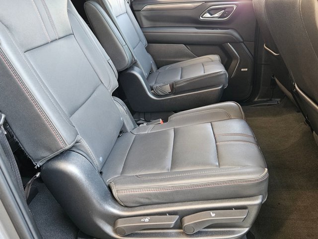 Used 2023 Chevrolet Suburban RST w/ Sport Performance Package AWD/4WD image 23