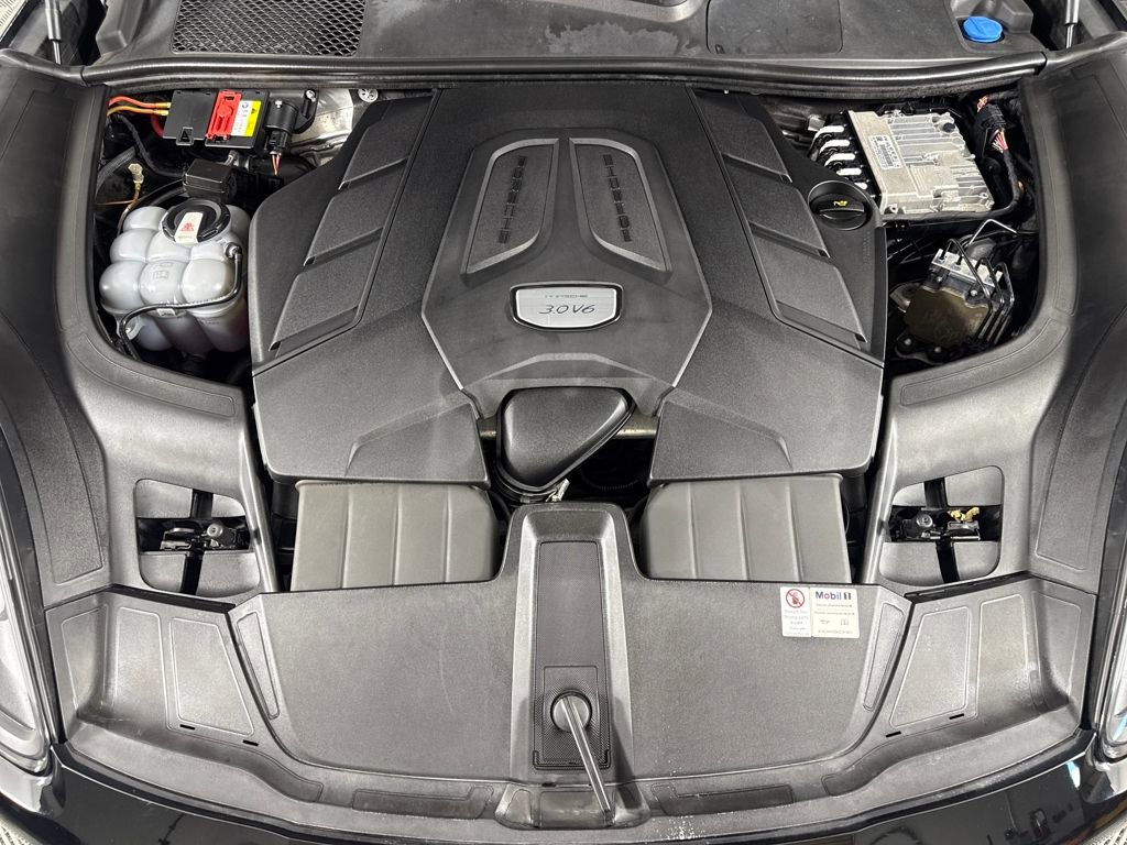 Used 2020 Porsche Cayenne Base image 9