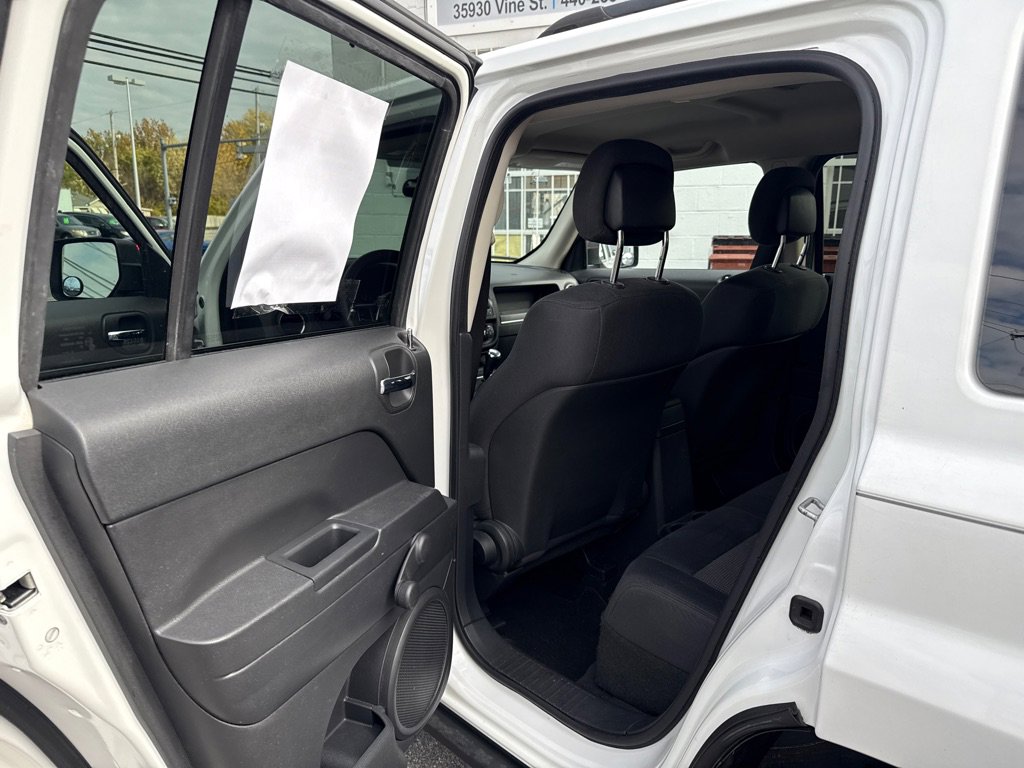 Used 2011 Jeep Patriot Sport image 12