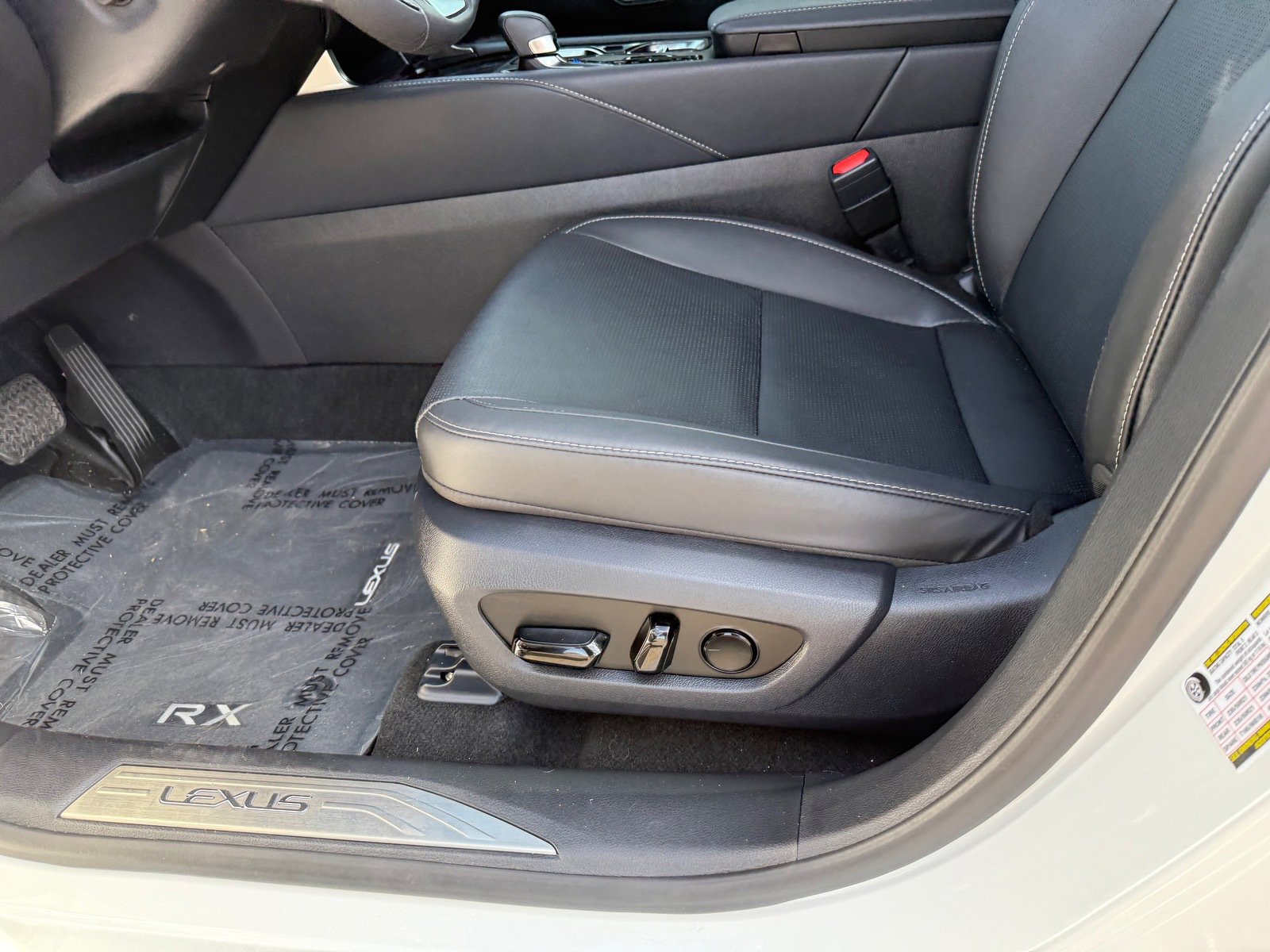 Used 2024 Lexus RX 350 FWD image 21