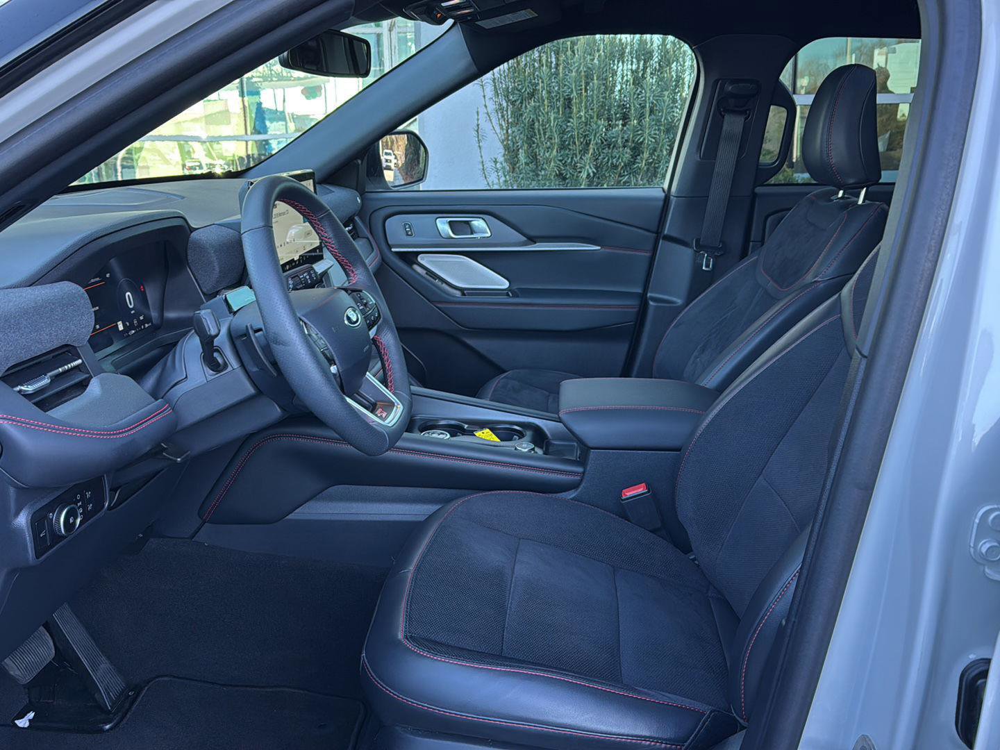 Certified 2025 Ford Explorer ST w/ Sun And Sound Package image 8