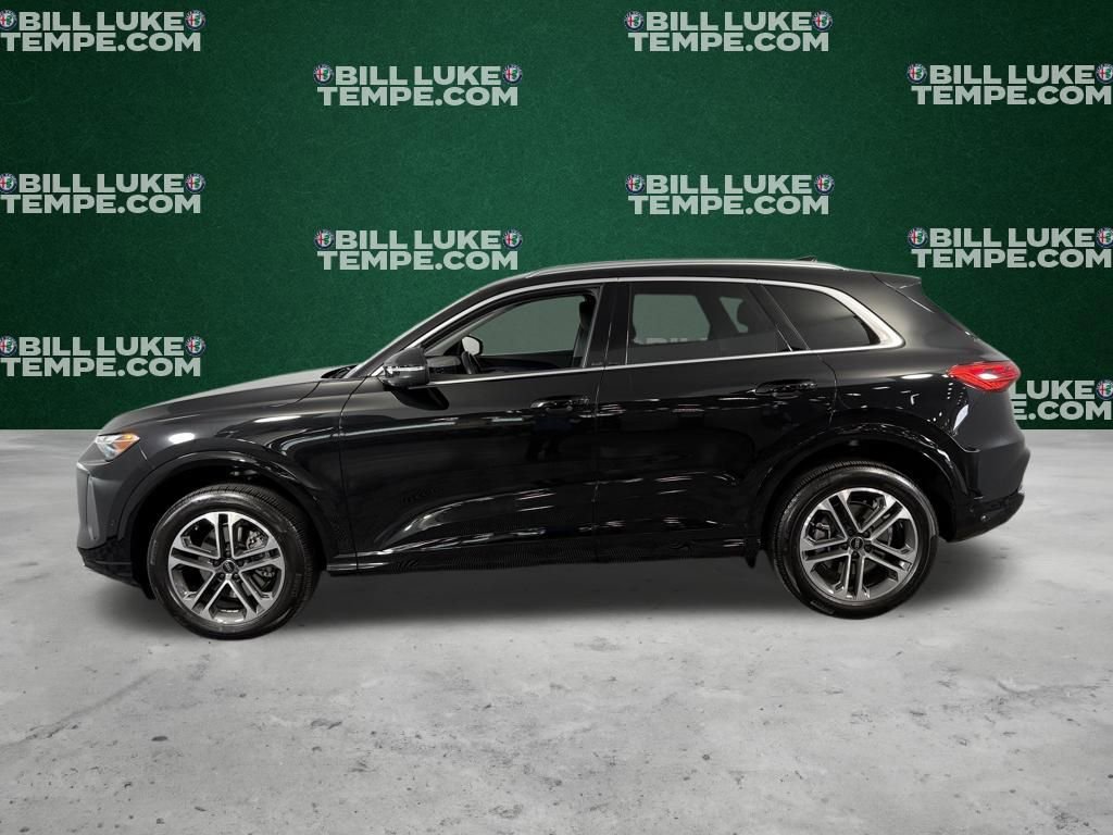 Used 2025 Audi Q5 Premium w/ Convenience Package image 10