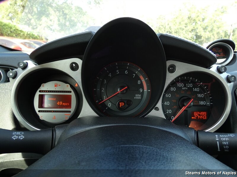 Used 2010 Nissan 370Z Coupe RWD image 22