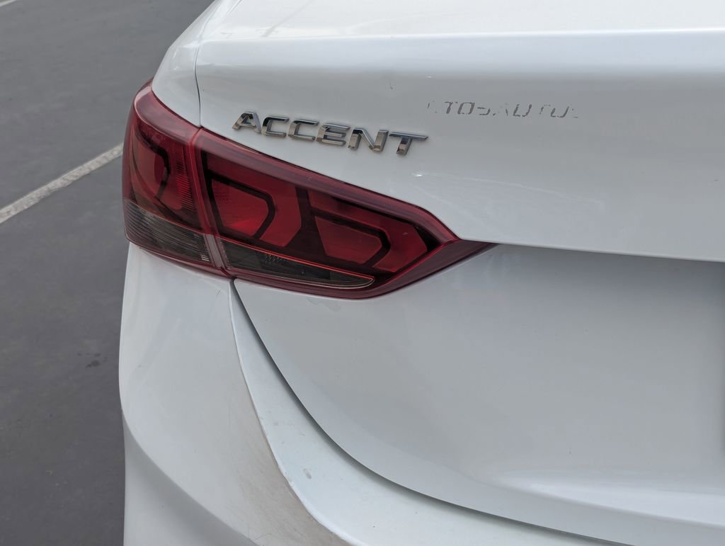 Used 2018 Hyundai Accent SE FWD image 5