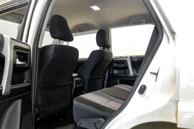 Used 2017 Toyota 4Runner SR5 RWD image 51