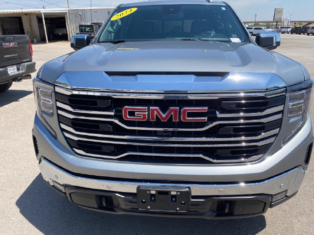 Used 2024 GMC Sierra 1500 SLT AWD/4WD image 9