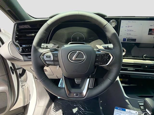 New 2026 Lexus TX 500h AWD image 41