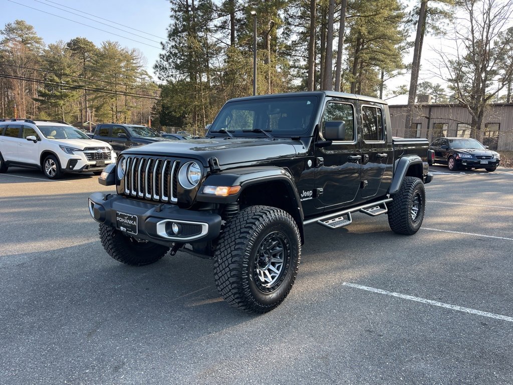 Used 2022 Jeep Gladiator Overland w/ Cold Weather Group image 2