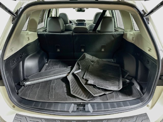 Used 2020 Subaru Forester Limited w/ Popular Package #3 AWD/4WD image 31