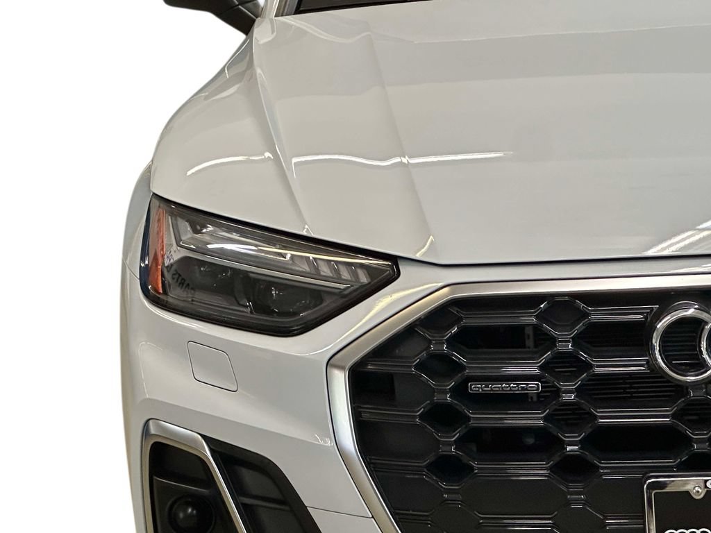 Used 2023 Audi Q5 e Prestige AWD/4WD image 18